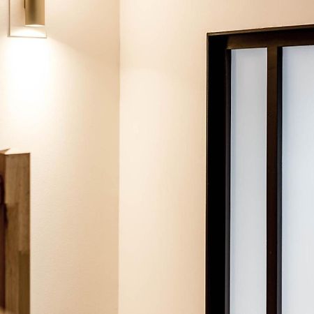 High-End Apartment Overlooking The Quays Ail 里昂 外观 照片